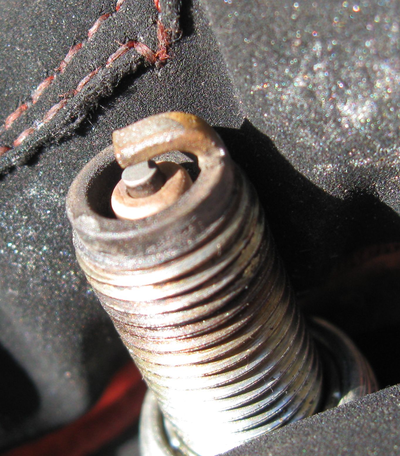 sparkplugs_01_034
